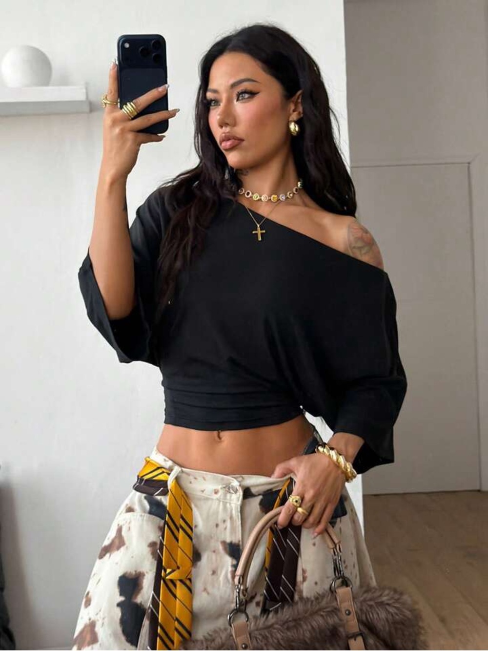 SHEIN Black Off-Shoulder Cropped Top